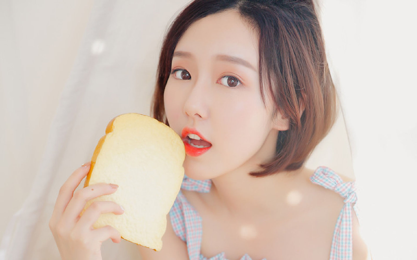 九游游戏-《王者荣耀全球巡演，精彩对抗再度升级》，王者荣耀年度盛典视频